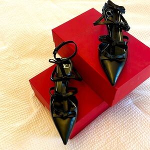 Valentino Black Strappy Kitten Heels with Bow Details.